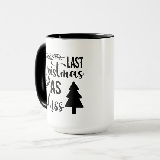 Mug Dernier Noël comme Mlle (Devant gauche)
