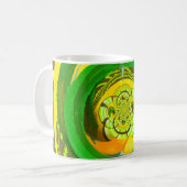 Mug Dernière conception de rose jaune (Devant gauche)