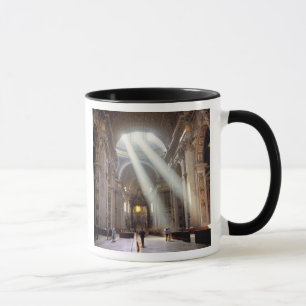 Mug Des faisceaux de lumière solaire se déversent à tr