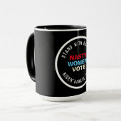 Mug Des femmes nauséabondes votent pour Kamala (Devant gauche)