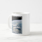 Mug Des Nuages Autour De Sumatra, Indonésie. (Devant gauche)