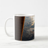 Mug Des Poutres Sunglint Au Large De La Mer Des Célèbe (Gauche)