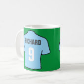 Mug Design de maillot de football en bleu ciel. (Devant gauche)