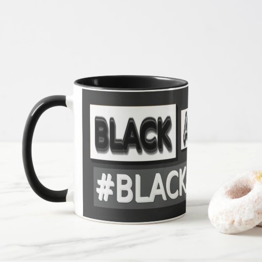 Mug Design d'expression mignon "#BLACKANDWHITE". Comma (Avec donut)