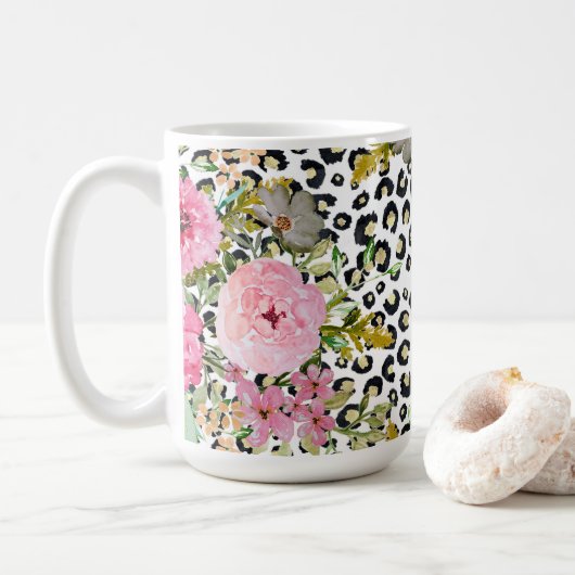 Mug Design Empreinte de léopard et floral élégant (Avec donut)