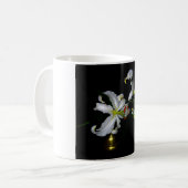 Mug Design irlandais en laiton et en fleur (Devant gauche)