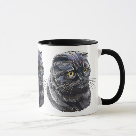 Mug Dessin à la main drôle chatte noir moelleux. (Droite)