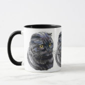 Mug Dessin à la main drôle chatte noir moelleux. (Gauche)