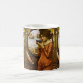 Mug Destin par John William Waterhouse (Centre)