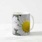 Mug Deux mignonnes marguerites blanches (Devant droit)
