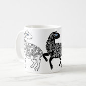 Mug Deux moutons blancs un art populaire de moutons (Devant gauche)