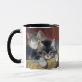 Mug Deux paires de chatons doux par Henriette Ronner-K (Gauche)