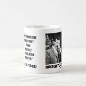 Mug Développement progressif de Nikola Tesla de (Centre)