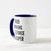 Mug Développeur de Salesforce de travail dur (Devant gauche)