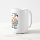 Mug Dévotion : Juste une fille qui aime les chiens des (Devant droit)