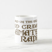 Mug Dieu a créé la radio amateur (Centre)