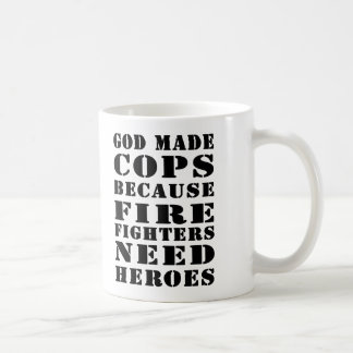 Mug Dieu a fait des cannettes de fil puisque les
