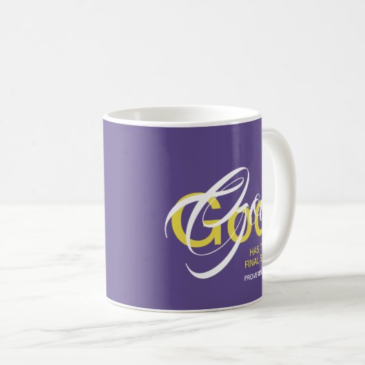 Mug DIEU A LE DERNIER DIT Écriture Monogramme Violet (Devant droit)