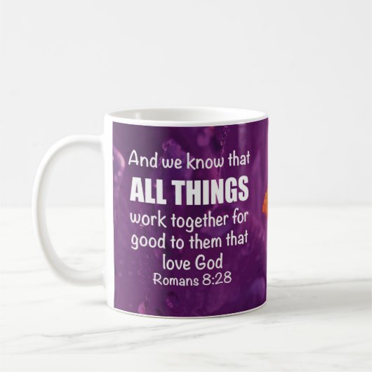 Mug DIEU EST EN CONTRÔLE Romains 8:28 Écriture chrétie (Gauche)