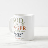 Mug Dieu Est Plus Grand Que La Peur Daily Trust Dévoti (Devant gauche)