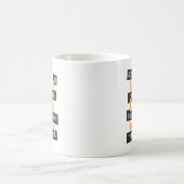 Mug Dieu est un DJ (Centre)