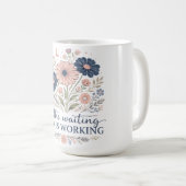 Mug Dieu Inspirant Attend (Devant droit)