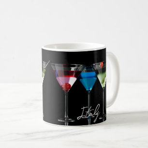 Mug Différents cocktails dans des lunettes à martini n