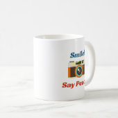 Mug Diffuser la paix sans craindre la vieille caméra (Devant droit)