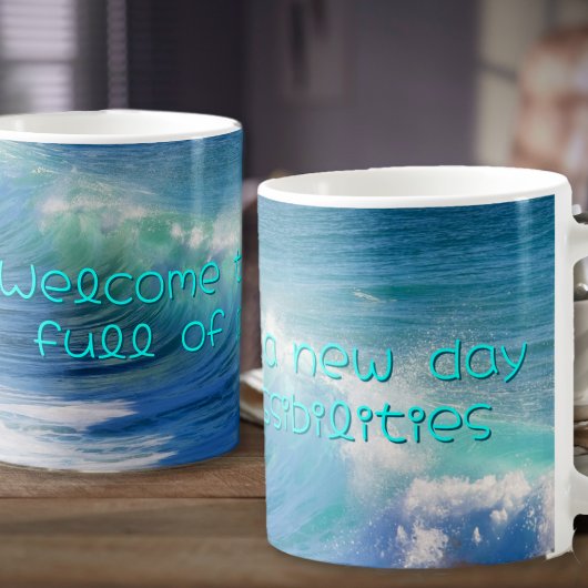 Mug Dire encourageant sur les vagues de l'océan