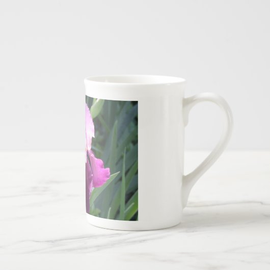 Mug d'Iris rose baisé au soleil (Droite)