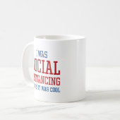 Mug Distances sociales (Devant gauche)