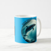 Mug Dive Deep Live Dolphin gratuit (Devant droit)