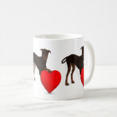 Mug Doberman Pinscher Avec Coeur (Devant droit)