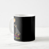 Mug Doberman soutient le cadeau Trump Doberman Pinsche (Devant gauche)