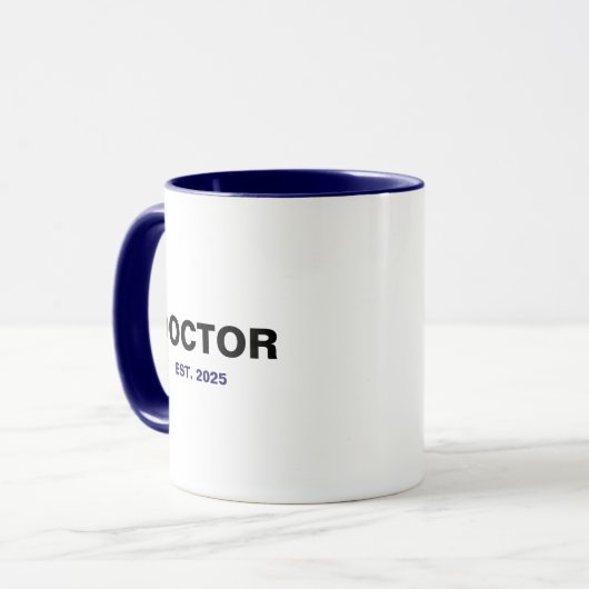 Mug DOCTEUR Est. Année (Devant gauche)