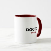 Mug DOCTEUR Est. Année (Devant droit)
