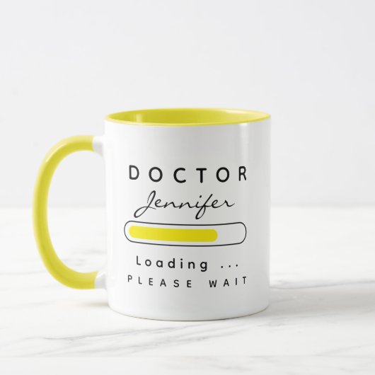 Mug DOCTEUR [Nom] Chargement Jaune et Blanc (Gauche)