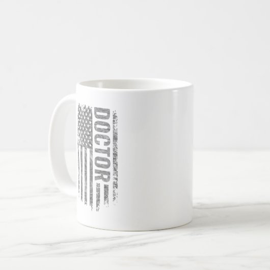 Mug Doctor USA Flag Distressed design (Devant gauche)