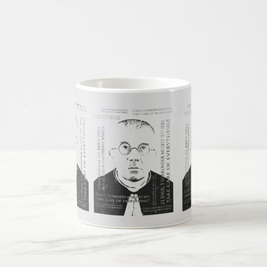 Mug Dolindo Ruotolo (Centre)