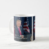 Mug Donald J. Trump 45e président Keepsaké (Devant gauche)