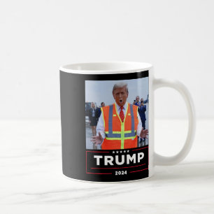 Mug Donald Trump roule dans une chemise de camion Garg