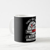 Mug Don't Mess With Nana Saurus Dinosaur Family Mommy (Devant gauche)
