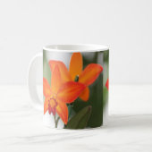 Mug d'orchidées tropicales (Devant gauche)