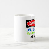 Mug Dr. Electro au travail (Centre)