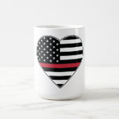 Mug Drapeau à ligne rouge Cœur (Centre)
