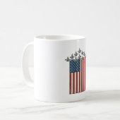Mug Drapeau d'avion de combat patriotique Dessin de gr (Devant gauche)