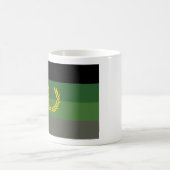 Mug Drapeau de fierté de l'uniforme militaire (Centre)