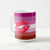 Mug Drapeau de fierté lesbienne au rouge à lèvres (Devant gauche)