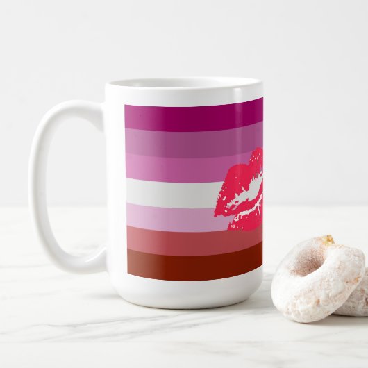 Mug Drapeau de fierté lesbienne au rouge à lèvres et l (Avec donut)
