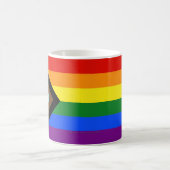 Mug Drapeau de fierté Progress Pride de SlipperyJoe's  (Centre)